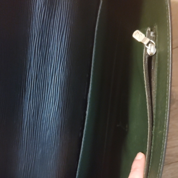 Sold - Picture 8 of 10